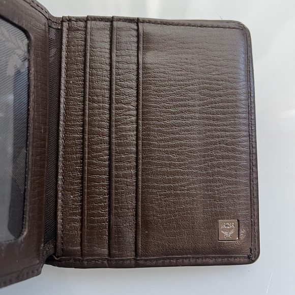 MCM SMALL MONOGRAM MEN’S WALLET - Picture 5 of 12